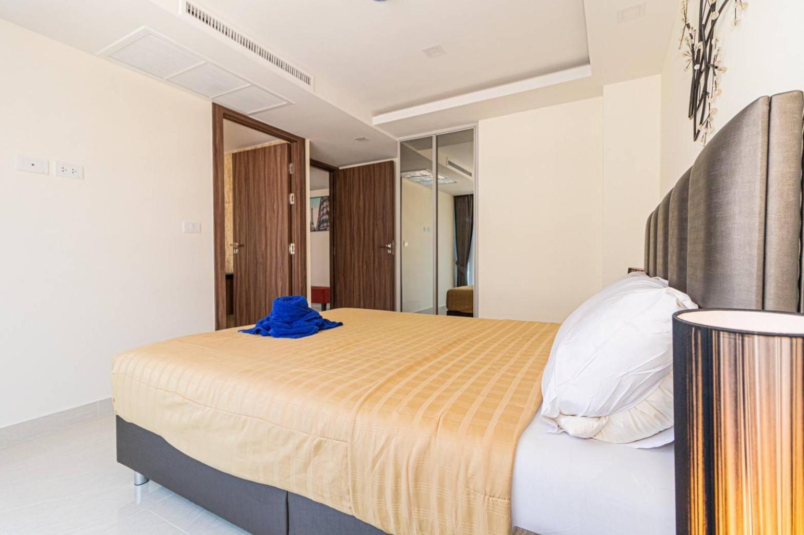 Grand Avenue by Fantasea Beach Pattaya Habitación foto